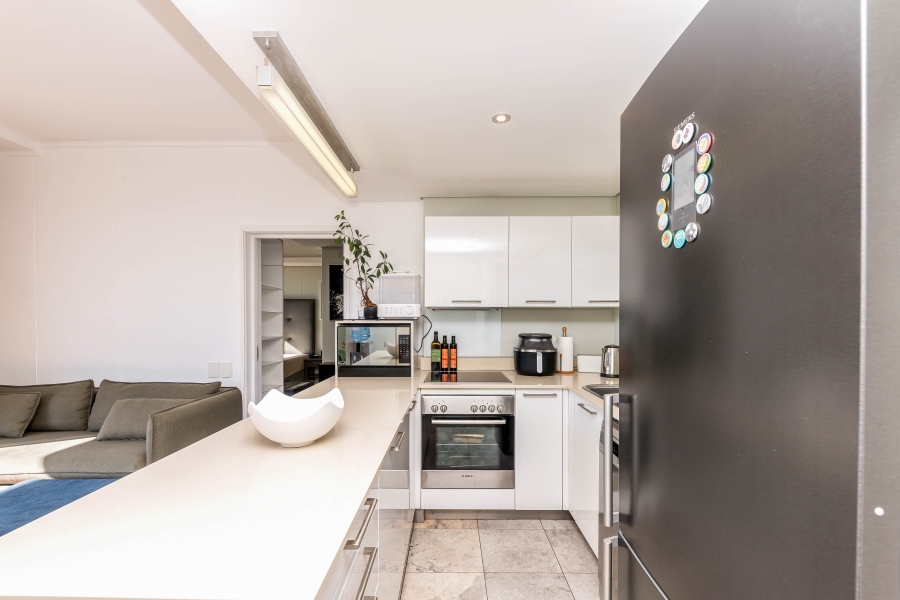 To Let 1 Bedroom Property for Rent in Foreshore Western Cape